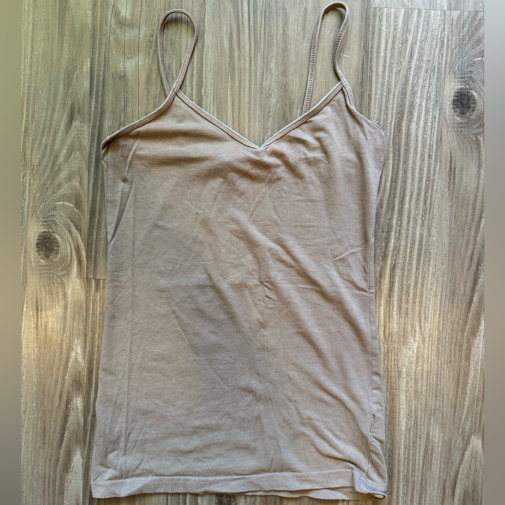 3 Tank Tops - Picture 3 of 5